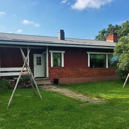 Surkeenjarvi Countryside B&B Moksinkylä Dış mekan fotoğraf