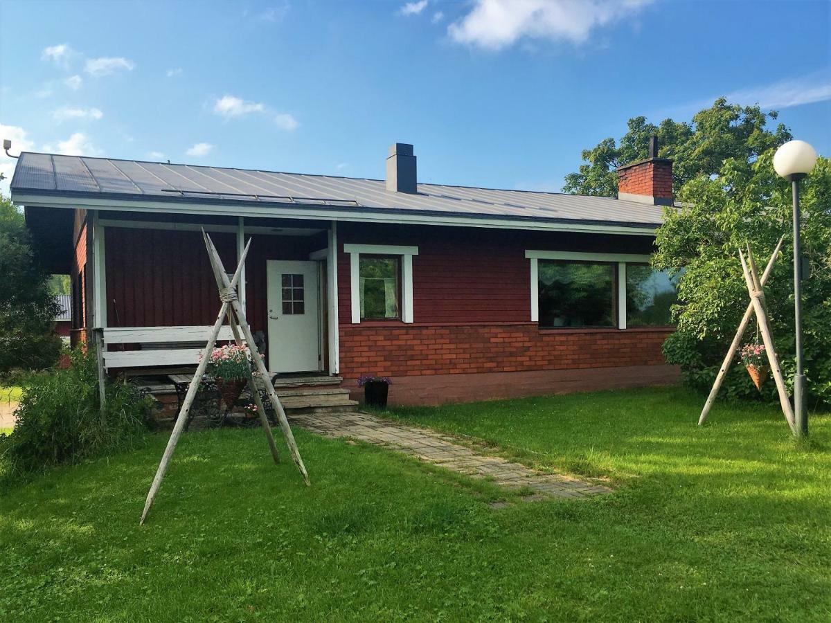 Surkeenjarvi Countryside B&B Moksinkylä Dış mekan fotoğraf